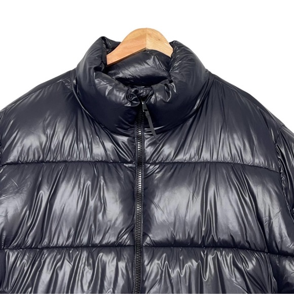 Old Navy Frost Free Short Puffer Jacket Sz M Black Water Resistant Relaxed Fit - Picture 4 of 8